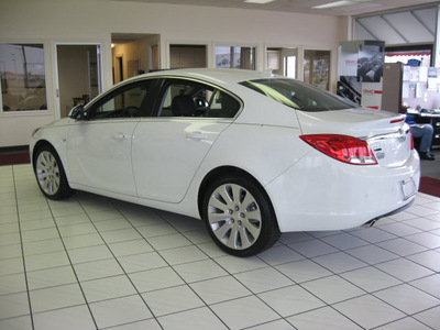 buick regal 2011 off white sedan cxl turbo gasoline 4 cylinders front wheel drive automatic 45840