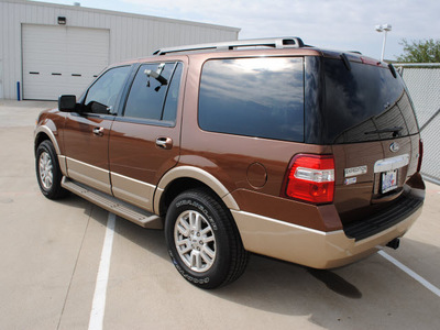ford expedition 2011 brown suv xlt flex fuel 8 cylinders 2 wheel drive automatic 76108