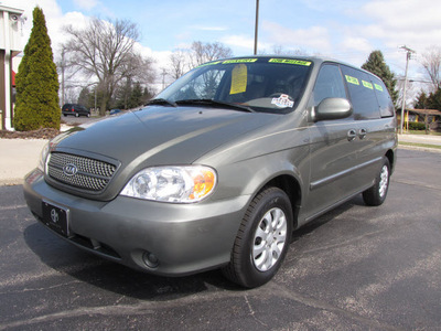 kia sedona 2005 sage green van gasoline 6 cylinders front wheel drive automatic 61008