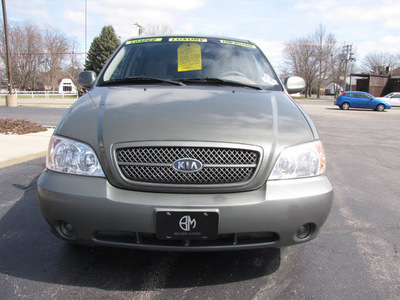 kia sedona 2005 sage green van gasoline 6 cylinders front wheel drive automatic 61008