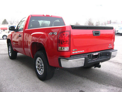 gmc sierra 1500 2011 red work truck flex fuel 8 cylinders 4 wheel drive automatic 45840