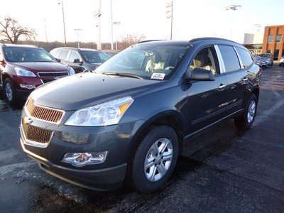 chevrolet traverse 2011 gray ls gasoline 6 cylinders front wheel drive automatic 60007