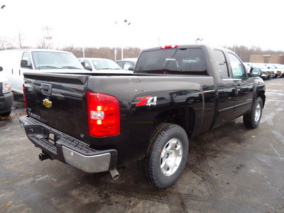 chevrolet silverado 1500 2011 black lt flex fuel 8 cylinders 4 wheel drive 5 speed with overdrive 60007