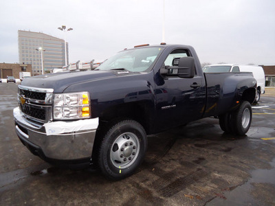 chevrolet silverado 3500hd 2011 blue work truck gasoline 8 cylinders 4 wheel drive 5 speed with overdrive 60007