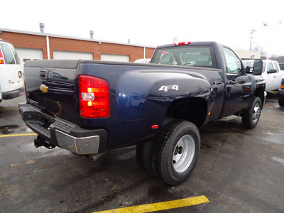 chevrolet silverado 3500hd 2011 blue work truck gasoline 8 cylinders 4 wheel drive 5 speed with overdrive 60007