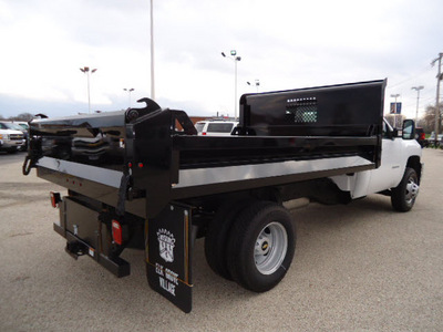 chevrolet silverado 3500hd cc 2011 white work truck gasoline 8 cylinders 4 wheel drive automatic 60007