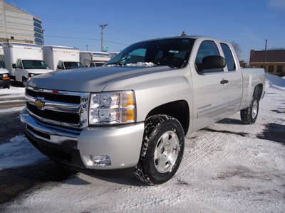 chevrolet silverado 1500 2011 silver pickup truck lt flex fuel 8 cylinders 2 wheel drive automatic 60007