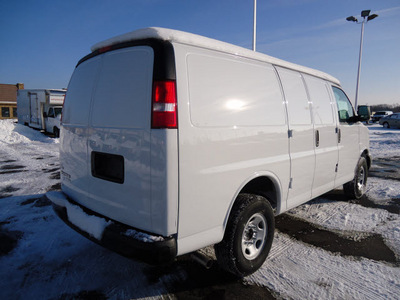 chevrolet express cargo 2011 white van 2500 flex fuel 8 cylinders rear wheel drive automatic 60007