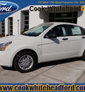 ford focus 2011 white sedan se 4 cylinders front wheel drive automatic 32401
