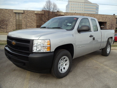 chevrolet silverado 1500 2011 silver work truck flex fuel 8 cylinders 4 wheel drive automatic 60007