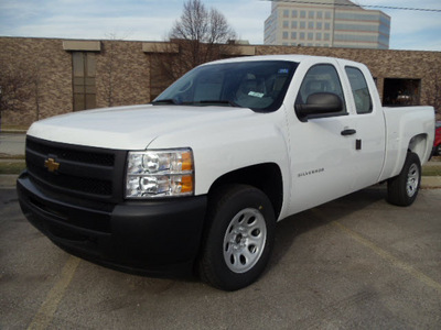 chevrolet silverado 1500 2011 white pickup truck work truck gasoline 6 cylinders 2 wheel drive automatic 60007