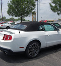 ford mustang 2011 white premum gasoline 8 cylinders rear wheel drive automatic 46168