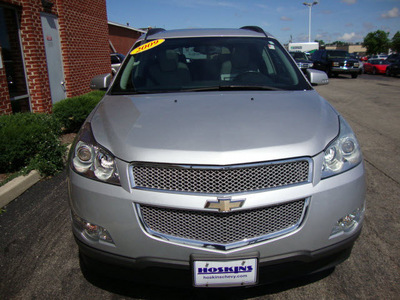 chevrolet traverse 2009 silver suv ltz gasoline 6 cylinders all whee drive automatic 60007
