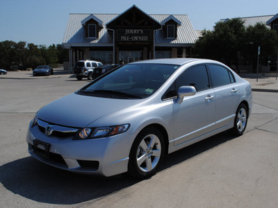 honda civic 2009 silver sedan gasoline 4 cylinders front wheel drive automatic 76087