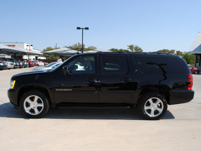 chevrolet suburban 2011 black suv lt flex fuel 8 cylinders 4 wheel drive automatic 76087