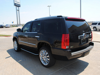 cadillac escalade 2011 black rave suv flex fuel 8 cylinders rear wheel drive automatic 76087