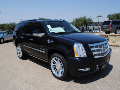 cadillac escalade 2011 black rave suv platinum edition flex fuel 8 cylinders all whee drive automatic 76087