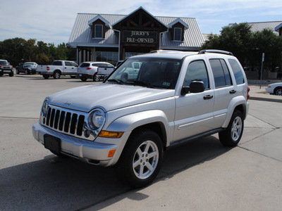 jeep liberty 2006 silver suv limited gasoline 6 cylinders rear wheel drive automatic with overdrive 76087
