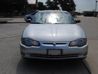 chevrolet monte carlo 2002 silver coupe gasoline 6 cylinders front wheel drive automatic 76087