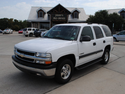 chevrolet tahoe 2003 white suv flex fuel 8 cylinders rear wheel drive automatic 76087