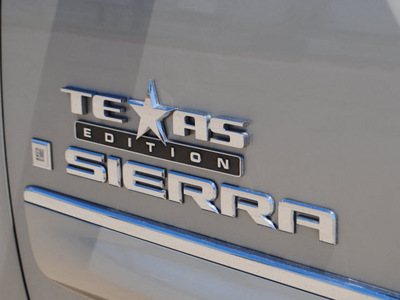 gmc sierra 1500 2009 silver pickup truck sle gasoline 8 cylinders 2 wheel drive automatic 76087