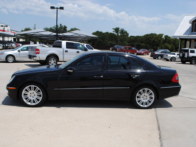 mercedes benz e class 2008 black sedan e350 gasoline 6 cylinders rear wheel drive automatic 76087