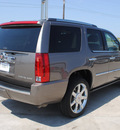 cadillac escalade 2011 bronze suv flex fuel 8 cylinders all whee drive automatic 76087