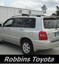 toyota highlander 2003 silver suv limited gasoline 6 cylinders front wheel drive automatic 75503