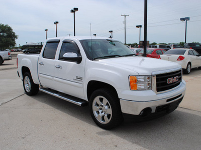 gmc sierra 1500 2010 white sle flex fuel 8 cylinders 2 wheel drive automatic 76087