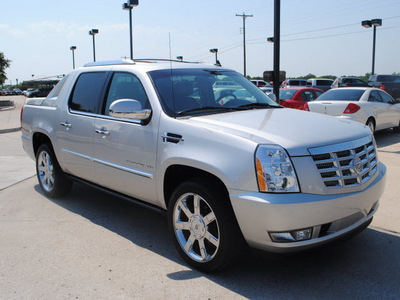 cadillac escalade ext 2010 silver suv flex fuel 8 cylinders all whee drive automatic 76087