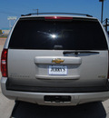 chevrolet suburban 2008 silver suv lt flex fuel 8 cylinders 2 wheel drive automatic 76087