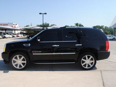cadillac escalade 2008 black suv gasoline 8 cylinders all whee drive automatic 76087