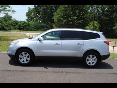 chevrolet traverse 2010 silver suv lt gasoline 6 cylinders all whee drive automatic 75570