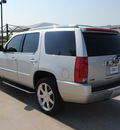 cadillac escalade 2010 silver suv flex fuel 8 cylinders all whee drive automatic 76087