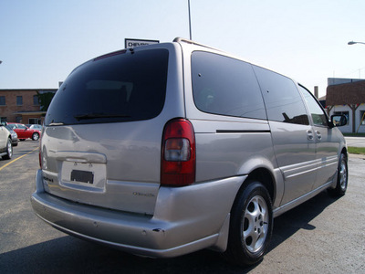 oldsmobile silhouette 2004 silver van gasoline 6 cylinders front wheel drive automatic 60115