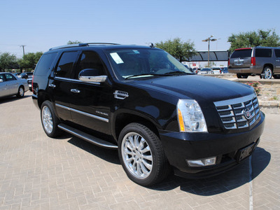 cadillac escalade 2011 black rave suv flex fuel 8 cylinders rear wheel drive automatic 76087