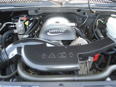 chevrolet suburban 2005 black suv z71 flex fuel 8 cylinders 4 wheel drive automatic 76087