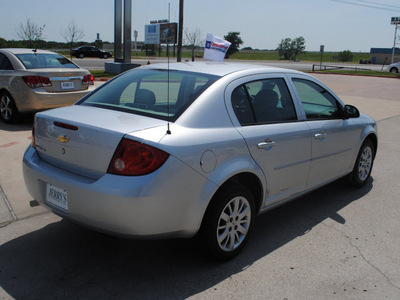 chevrolet cobalt 2010 silver sedan lt gasoline 4 cylinders front wheel drive automatic 76087