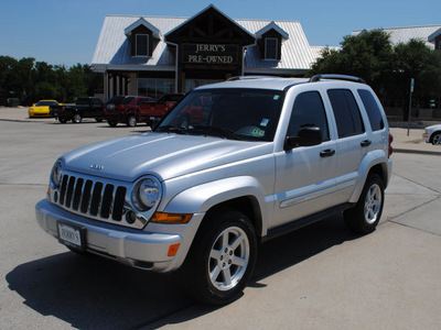 jeep liberty 2007 silver suv limited gasoline 6 cylinders rear wheel drive automatic with overdrive 76087