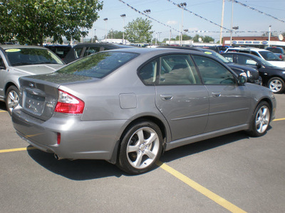 subaru legacy 2009 silver sedan 2 5i gasoline 4 cylinders all whee drive automatic 13502