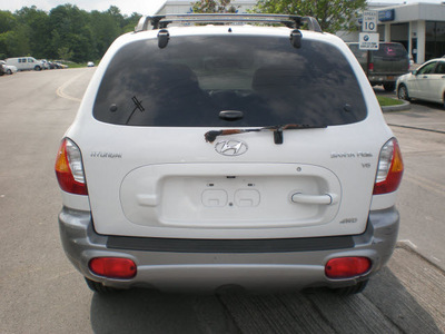 hyundai santa fe 2004 white suv gasoline 6 cylinders all whee drive automatic 13502