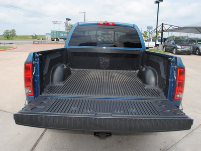 dodge ram pickup 1500 2006 blue pickup truck slt gasoline 8 cylinders rear wheel drive automatic with overdrive 76087