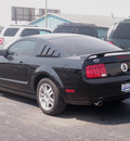 ford mustang 2006 black coupe gt gasoline 8 cylinders rear wheel drive automatic 61832