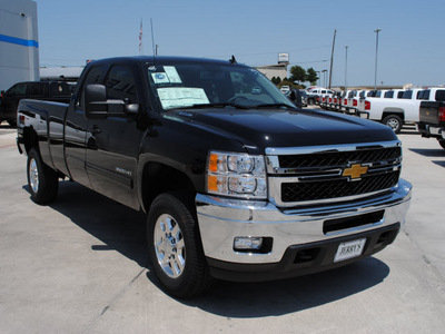 chevrolet silverado 3500hd 2011 black lt gasoline 8 cylinders 4 wheel drive 6 speed automatic 76087