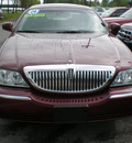 lincoln town car 2004 maroon sedan gasoline 8 cylinders rear wheel drive automatic with overdrive 13502