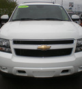 chevrolet tahoe 2008 white suv flex fuel 8 cylinders 4 wheel drive automatic 13502