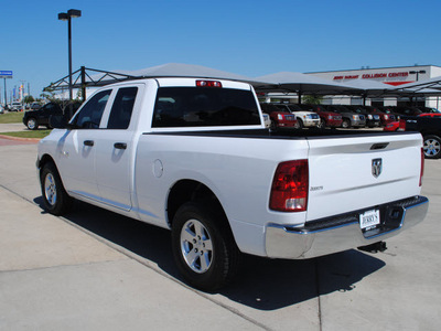 dodge ram pickup 1500 2010 white pickup truck gasoline 6 cylinders 2 wheel drive automatic 76087