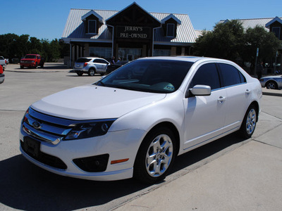 ford fusion 2010 white sedan se gasoline 4 cylinders front wheel drive automatic 76087