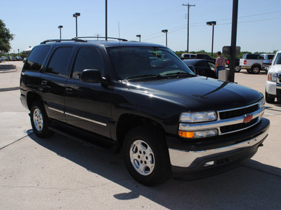 chevrolet tahoe 2005 black suv gasoline 8 cylinders 4 wheel drive automatic 76087