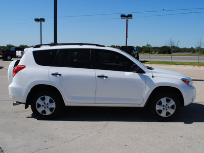 toyota rav4 2007 white suv gasoline 4 cylinders front wheel drive automatic 76087